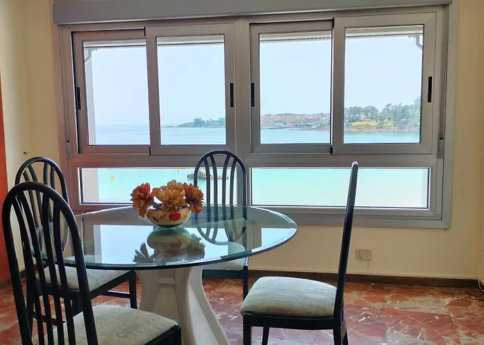 Piso En Primera Linea De Playa En * Sanxenxo